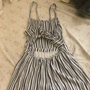 Hollister cute romper (worn one time)